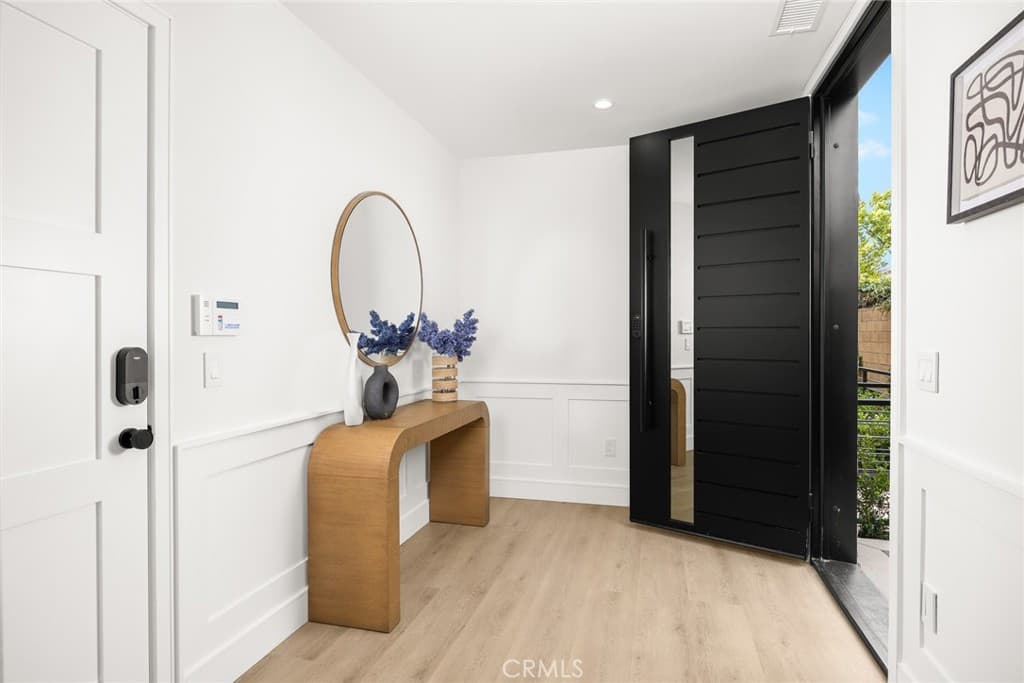 Condo at 828 Sunset Boulevard B, Arcadia — photo 9 of 12