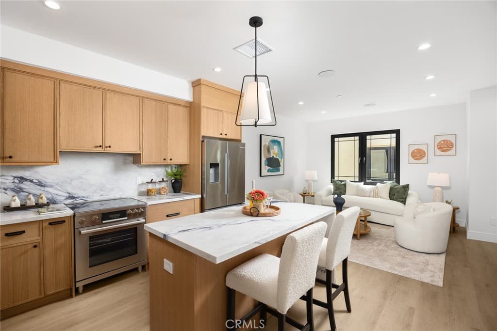 Condo at 830 Sunset Boulevard B, Arcadia — photo 12 of 12
