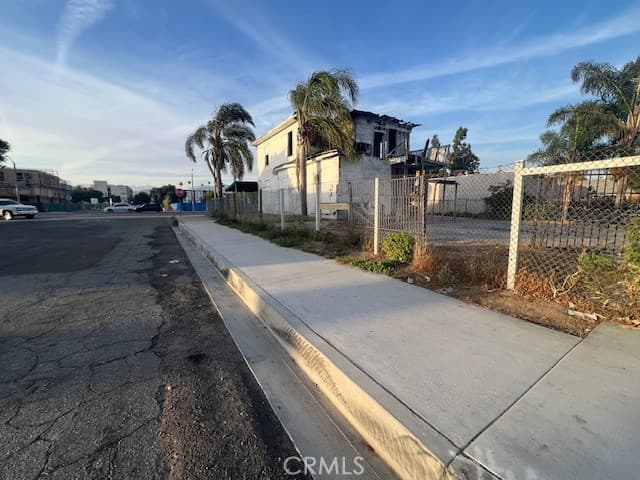 Home at 604 E Mission, Pomona — photo 8 of 12