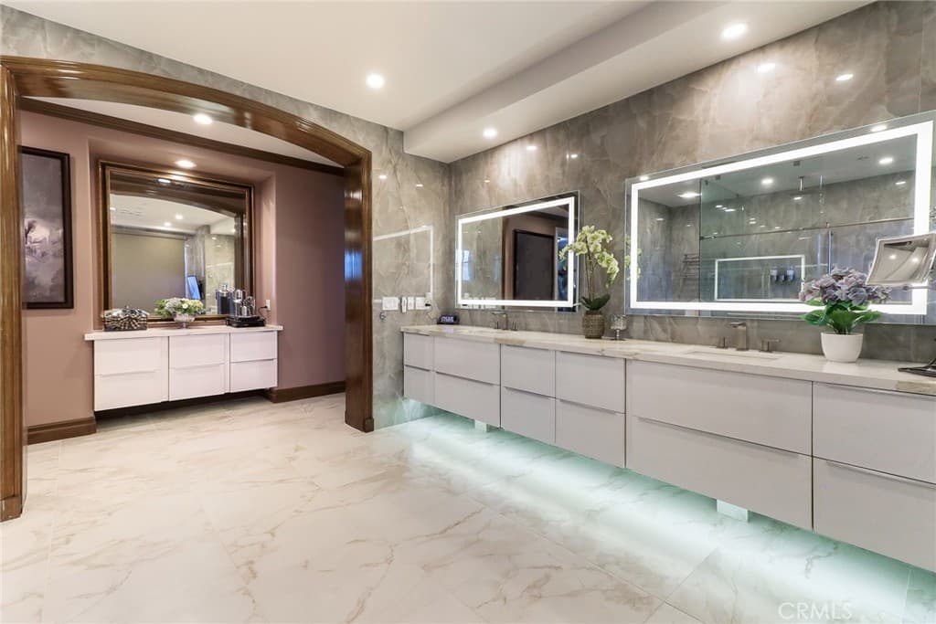 Home at 725 Carriage House Drive, Arcadia — photo 12 of 12