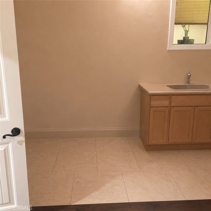 Home at 1383 S Garey Avenue, Pomona — photo 5 of 7