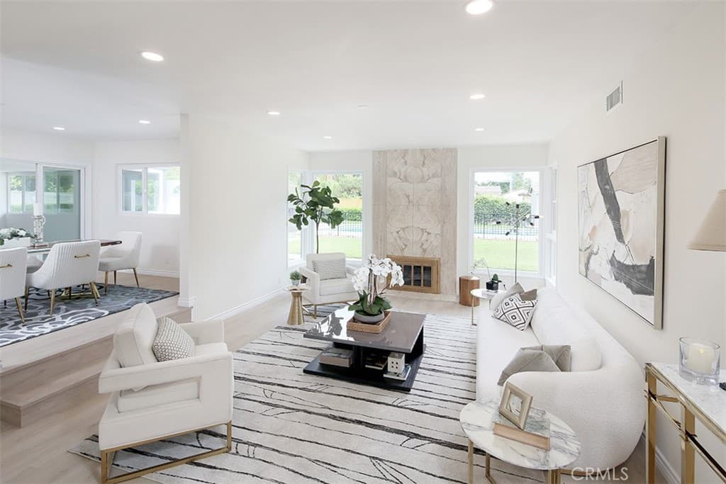 Home at 255 Sharon, Arcadia — photo 4 of 12