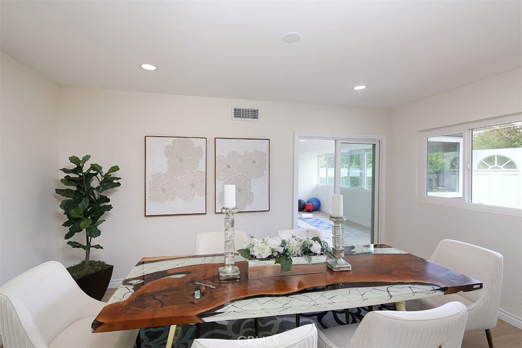 Home at 255 Sharon, Arcadia — photo 5 of 12