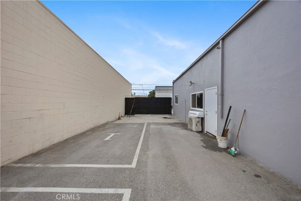 Commercial at 2407 Lee, South El Monte — photo 6 of 10