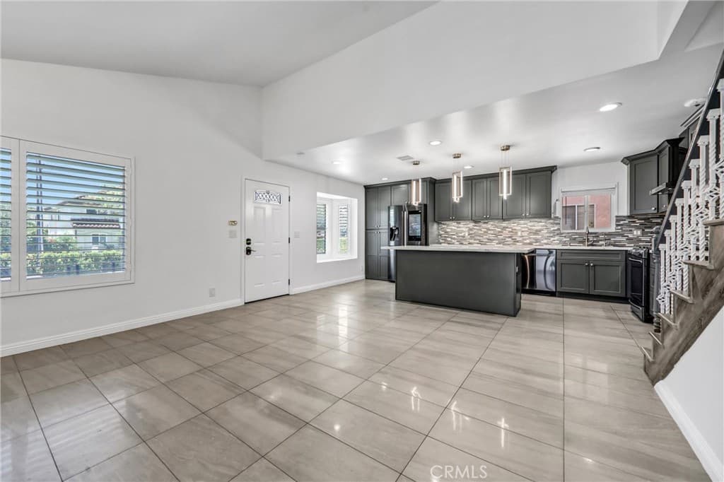 Townhouse at 227 California Street A, Arcadia — photo 8 of 12