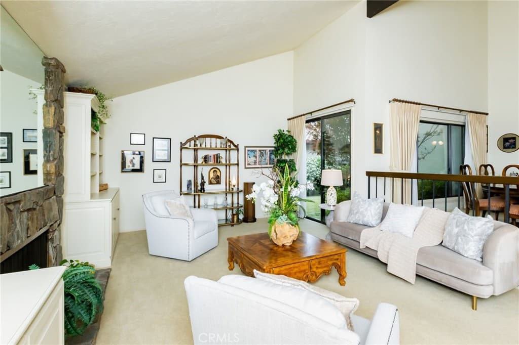 Home at 1031 Don Alvarado, Arcadia — photo 4 of 12