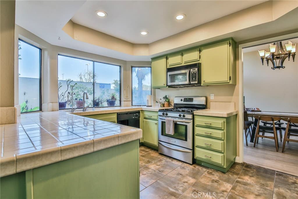 Condo at 1415 Athena, West Covina — photo 11 of 12