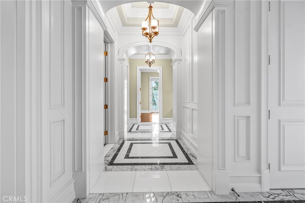Home at 729 Anoakia, Arcadia — photo 12 of 12