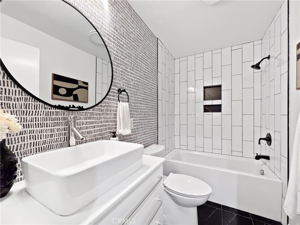 Home at 913 Durango Court, San Dimas — photo 7 of 12