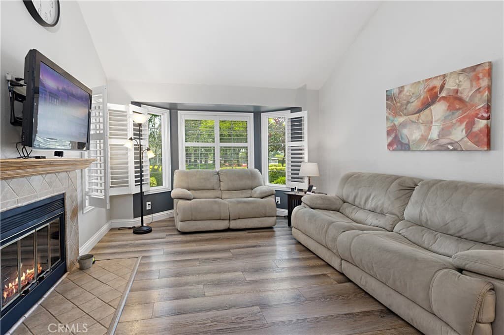 Condo at 326 Monroe Court, Azusa — photo 10 of 12