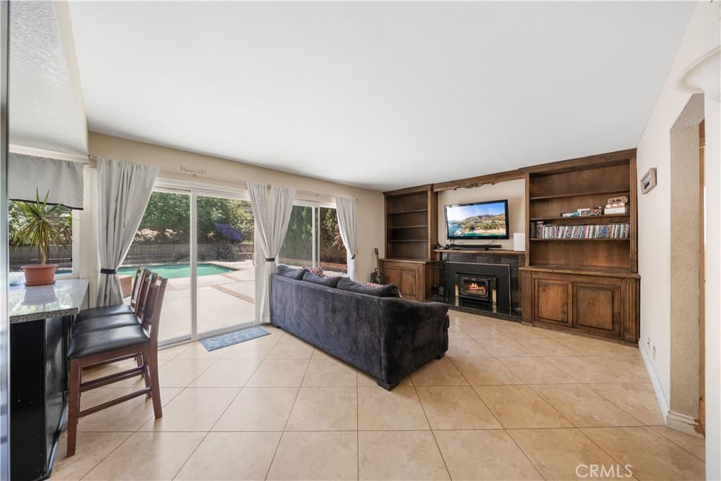 Home at 1606 Silver Rain Drive, Diamond Bar — photo 11 of 12