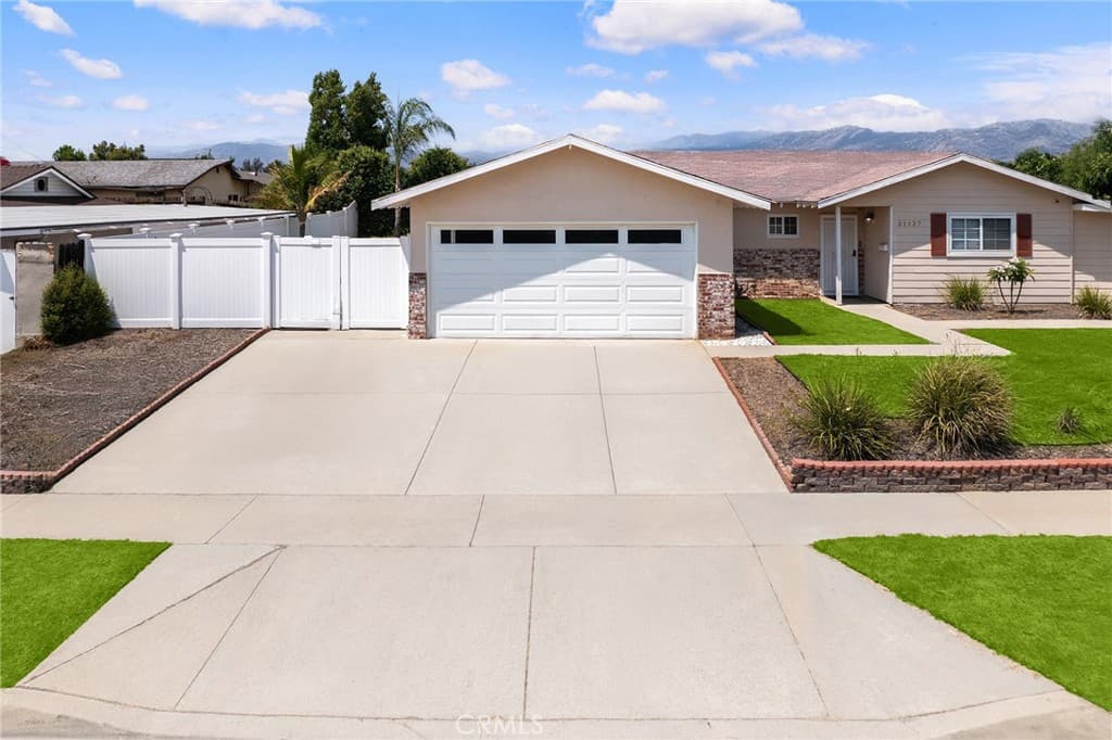 Home at 21127 E Cypress Street, Covina — photo 4 of 12