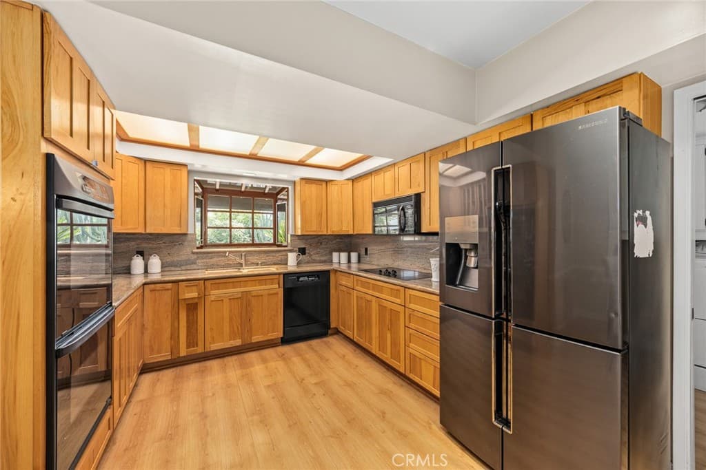 Home at 38 W Pamela, Arcadia — photo 11 of 12