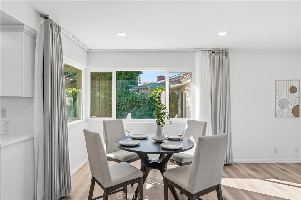 Home at 448 E Sandra Avenue, Arcadia — photo 8 of 12