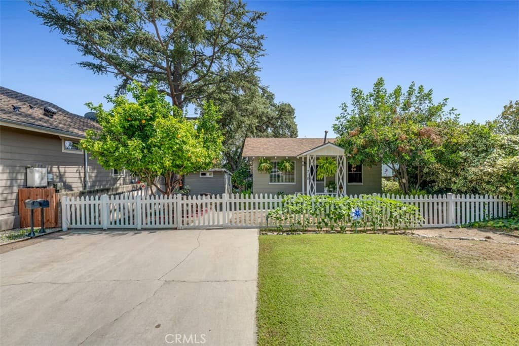 Multi-Family at 710 E Greystone, Monrovia — photo 1 of 12