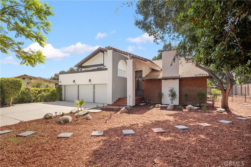 Home at 1049 Don Alvarado, Arcadia — photo 5 of 12