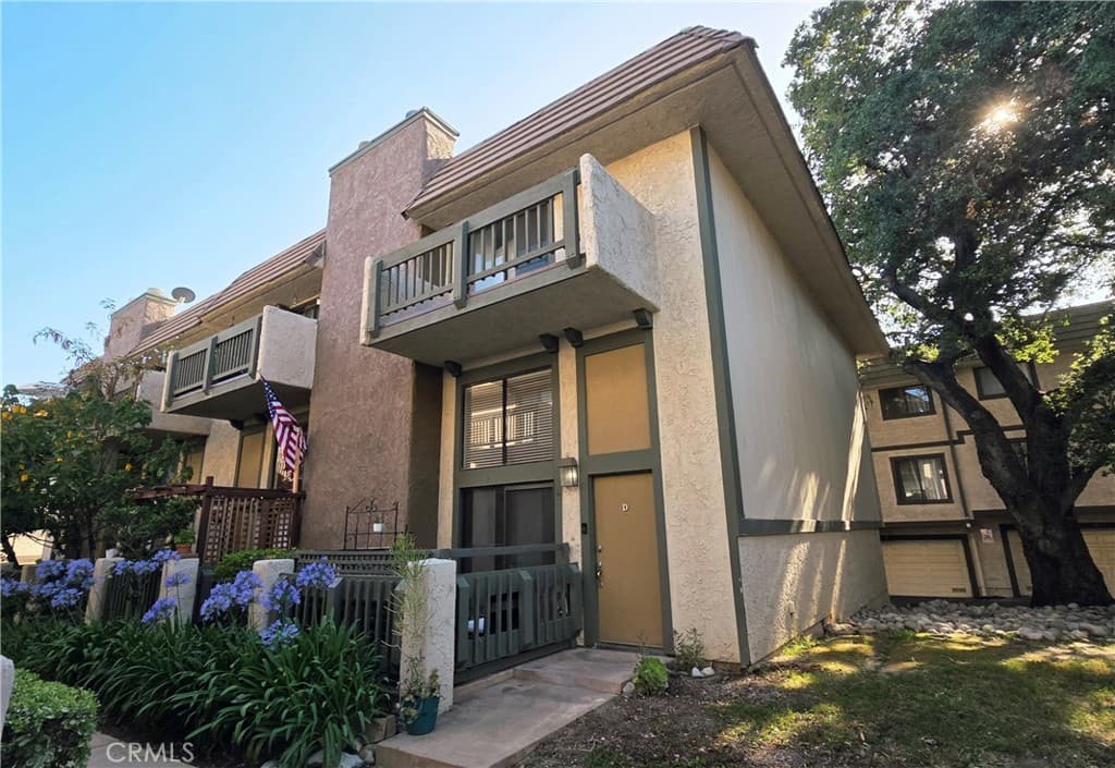 Condo at 1913 Huntington Drive D, Duarte — photo 1 of 12