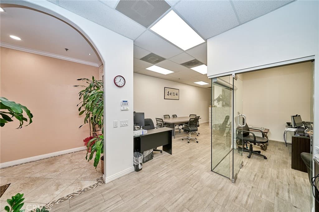 Home at 308 S First F, Arcadia — photo 8 of 12