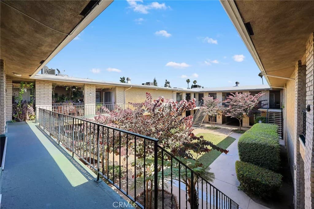 Condo at 630 W Huntington Drive 216, Arcadia — photo 6 of 12