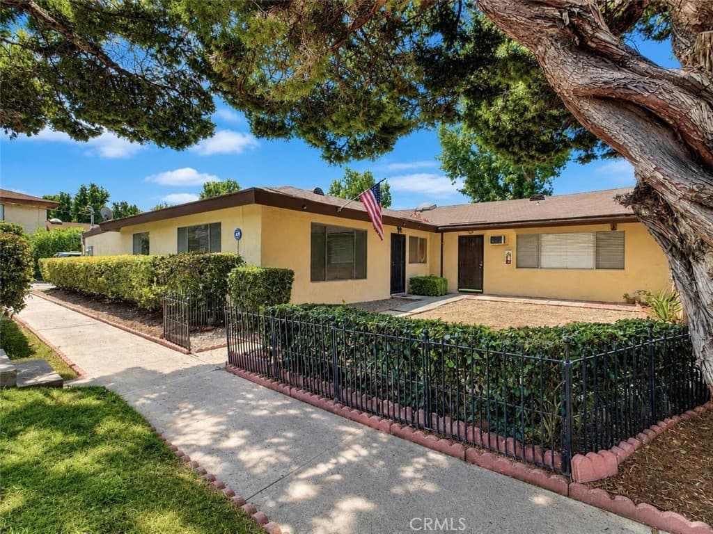 Home at 3502 Towne Center Dr., La Verne — photo 3 of 12