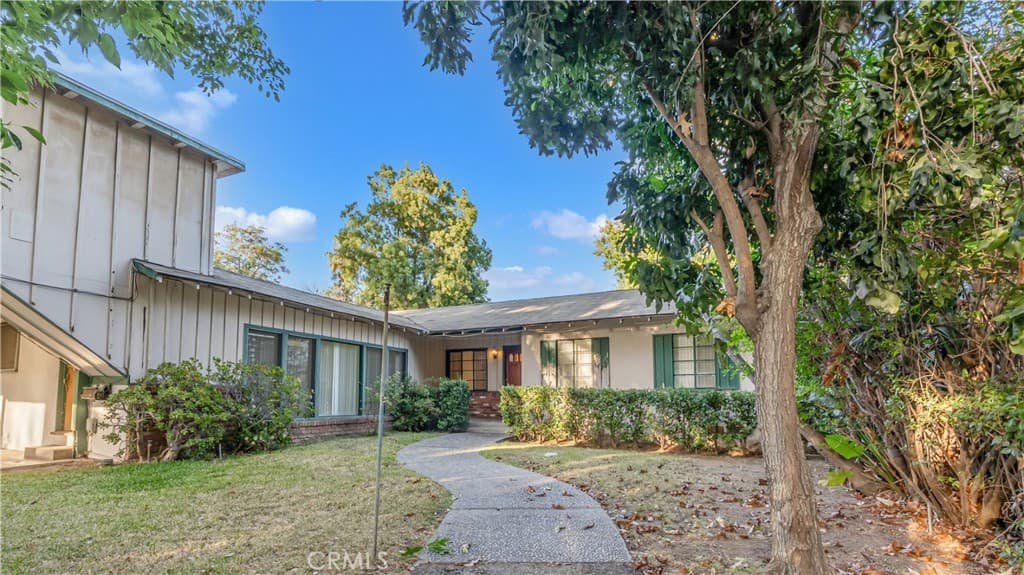 Home at 154 S Lima Street, Sierra Madre — photo 1 of 12