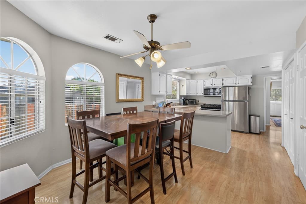 Home at 300 W Laurel Avenue, Sierra Madre — photo 12 of 12