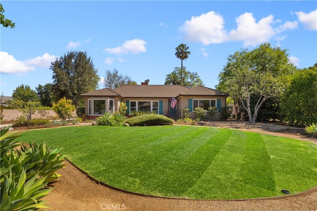 Home at 166 W Las Flores Avenue, Arcadia — photo 10 of 12