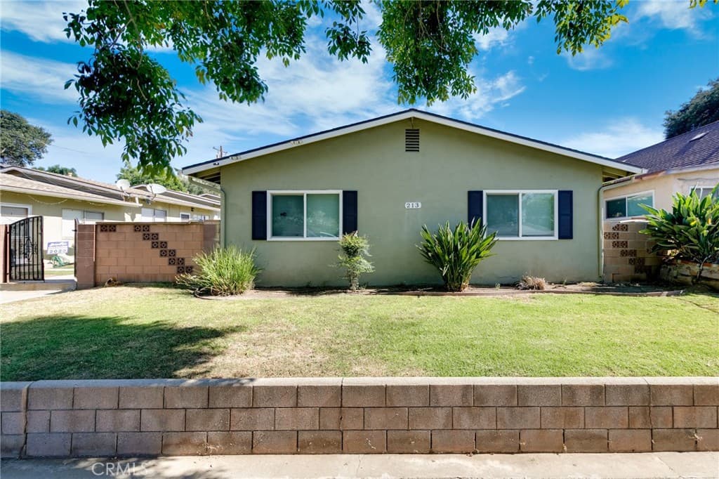 Home at 213 W 4th, San Dimas — photo 3 of 12