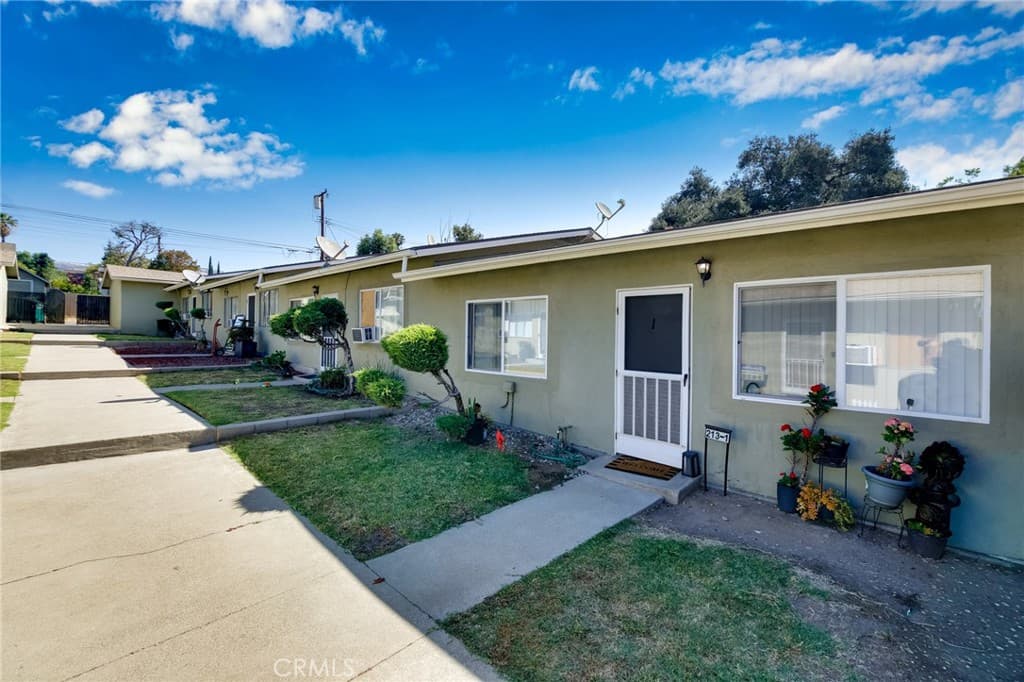 Home at 213 W 4th, San Dimas — photo 5 of 12