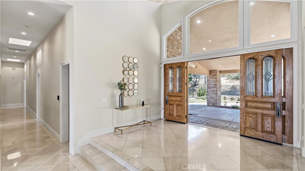 Home at 417 Long Canyon, Bradbury — photo 9 of 12
