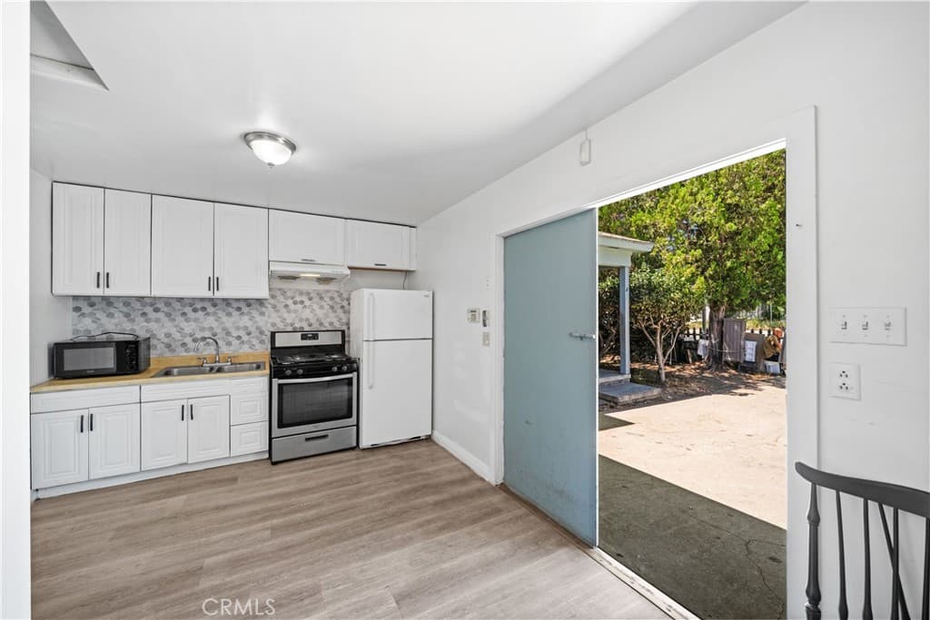Home at 5916 Rosemead Blvd, Temple City — photo 4 of 12