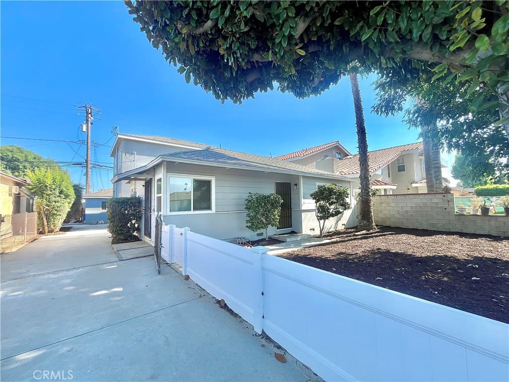 Multi-Family at 936 E Sandra, Arcadia — photo 1 of 12