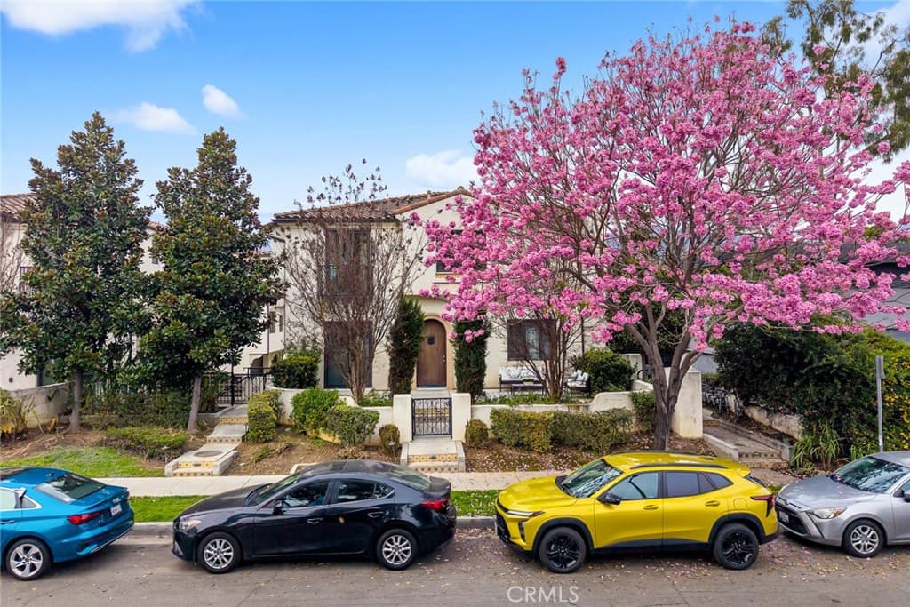 Condo at 1088 Sunset Boulevard A, Arcadia — photo 4 of 12