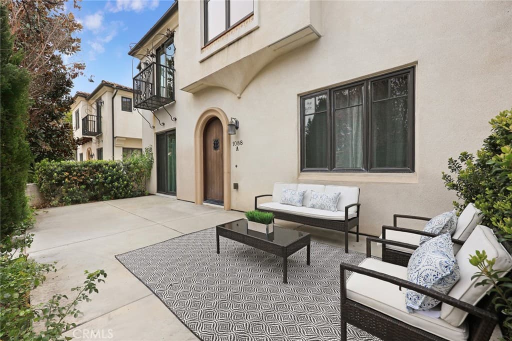 Condo at 1088 Sunset Boulevard A, Arcadia — photo 5 of 12