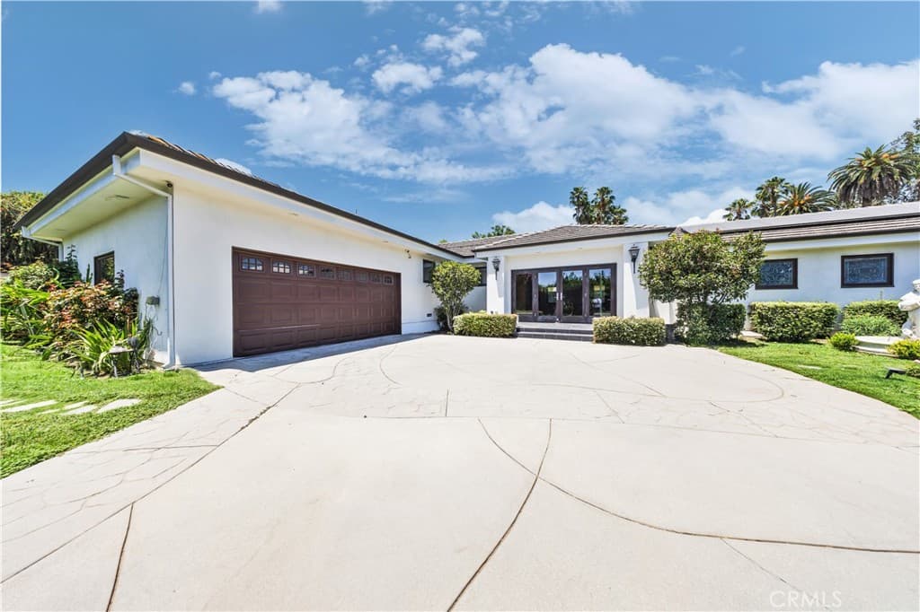 Home at 1209 S 8th Avenue, Arcadia — photo 11 of 12