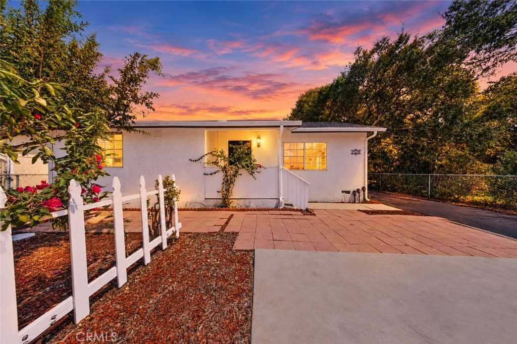 Home at 2508 Woodruff Way, Arcadia — photo 2 of 12