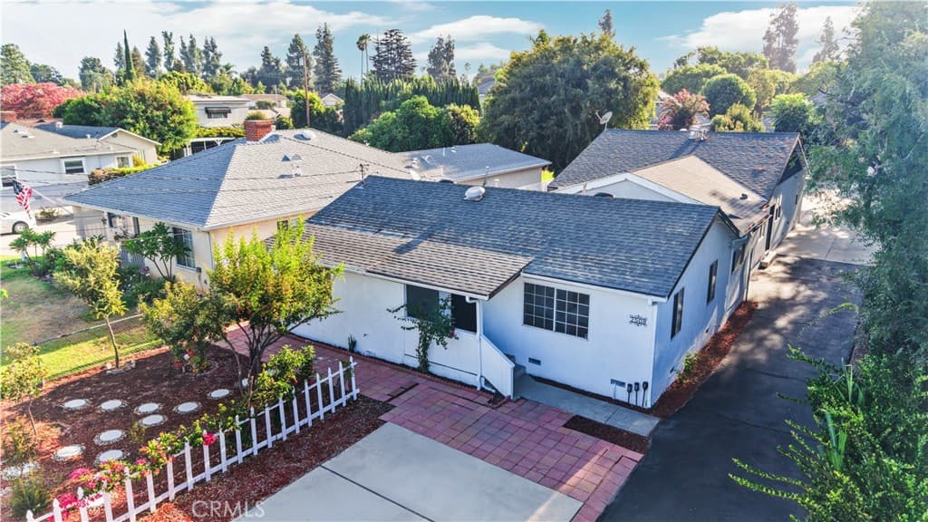 Home at 2508 Woodruff Way, Arcadia — photo 3 of 12