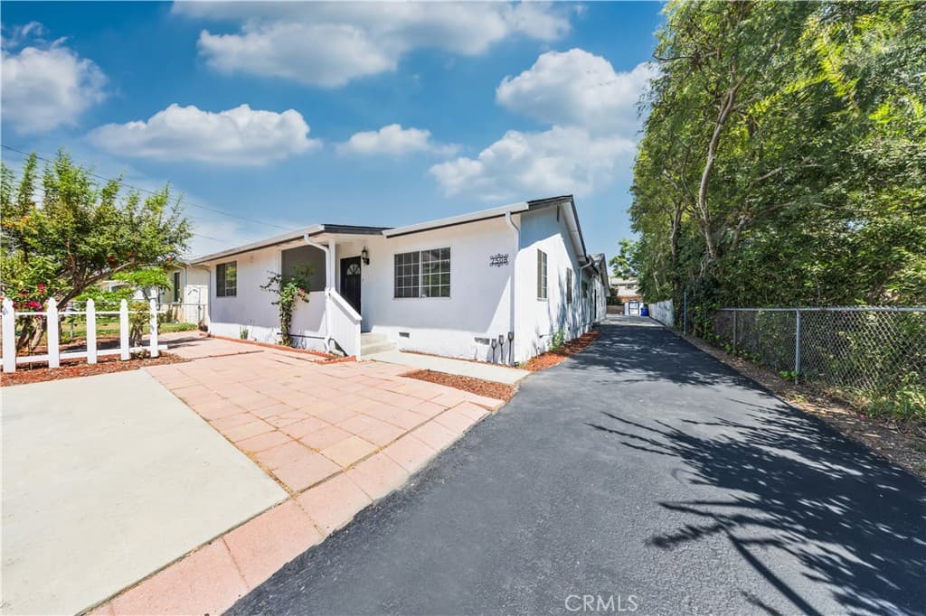Home at 2508 Woodruff Way, Arcadia — photo 5 of 12