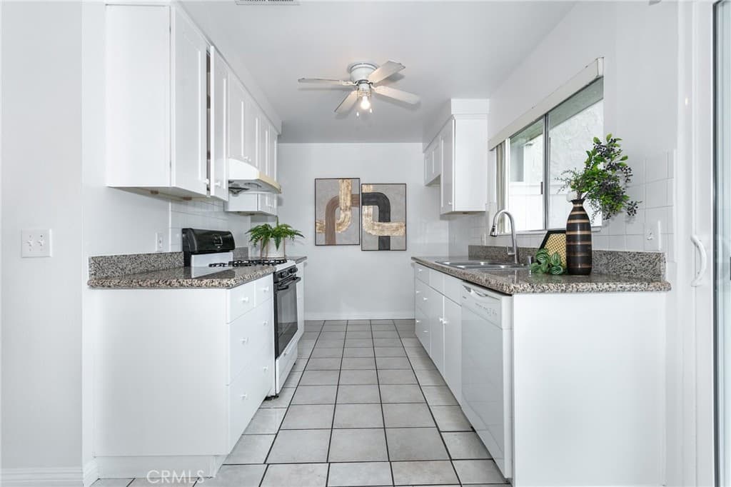 Condo at 2025 E Aroma Drive, West Covina — photo 8 of 12