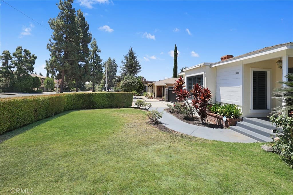 Home at 915 N Santa Anita, Arcadia — photo 6 of 12