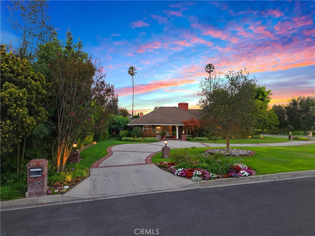 Home at 340 Arbolada Drive, Arcadia — photo 7 of 12