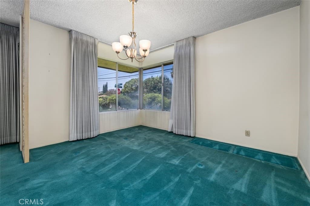 Home at 185 Longley, Arcadia — photo 9 of 12