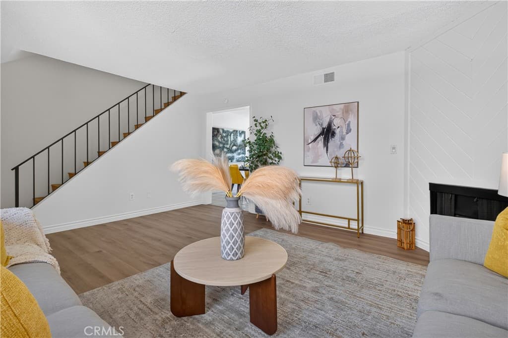 Condo at 11837 Ferris K, El Monte — photo 4 of 12