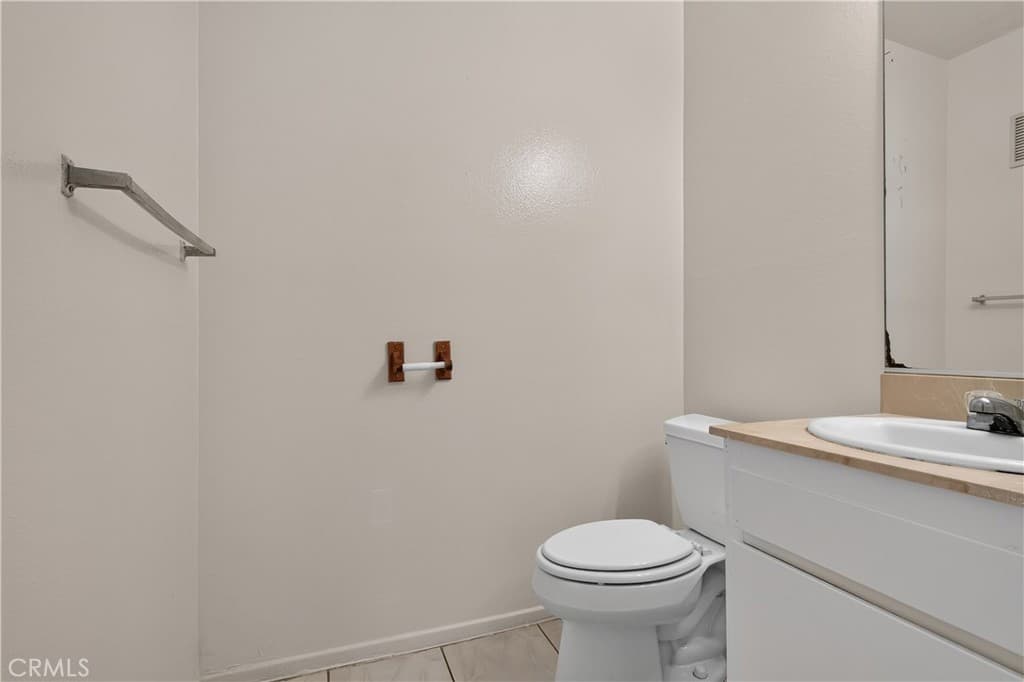 Condo at 11837 Ferris K, El Monte — photo 9 of 12