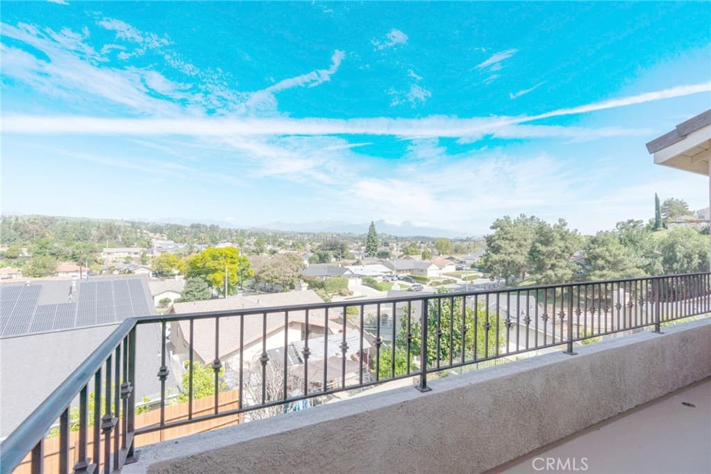Home at 309 Camino De Gloria, Walnut — photo 11 of 12