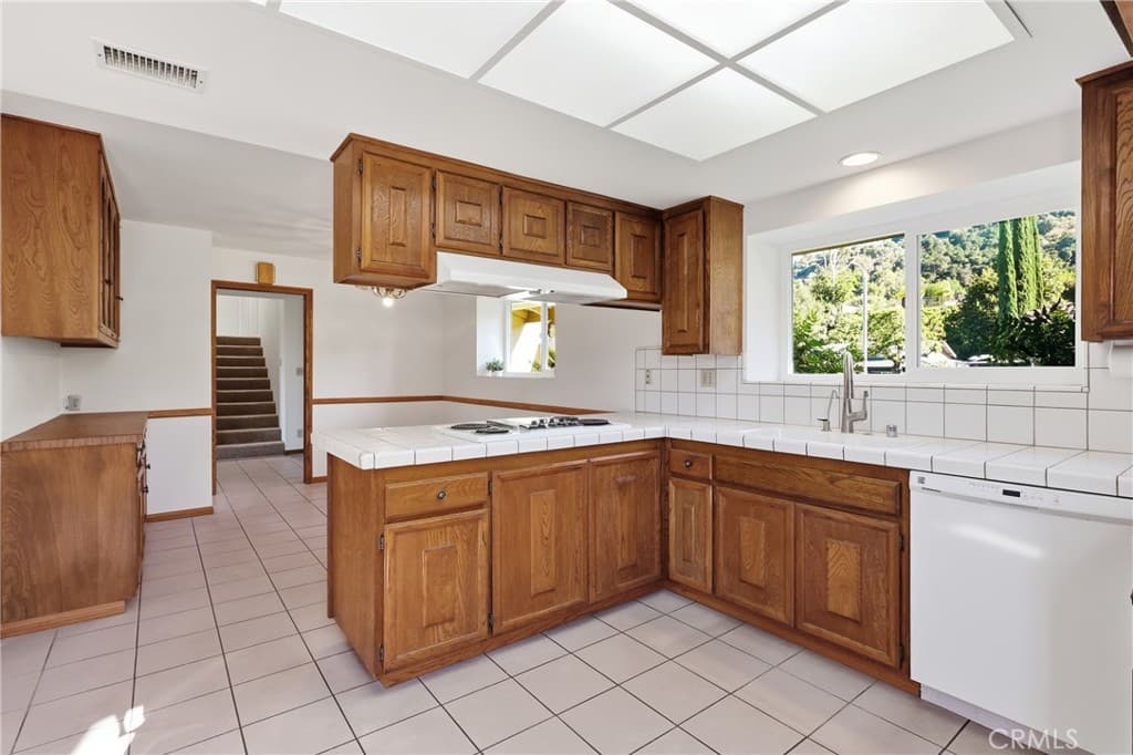 Home at 14533 Langhill, Hacienda Heights — photo 9 of 12
