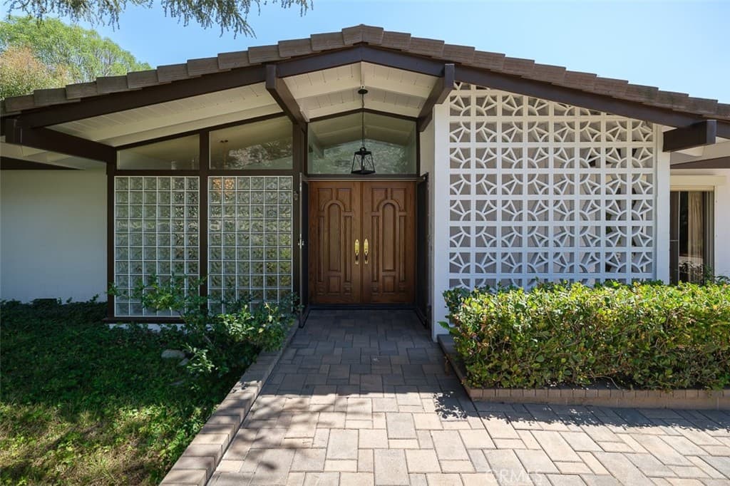 Home at 1036 W Donington Street, Glendora — photo 8 of 12