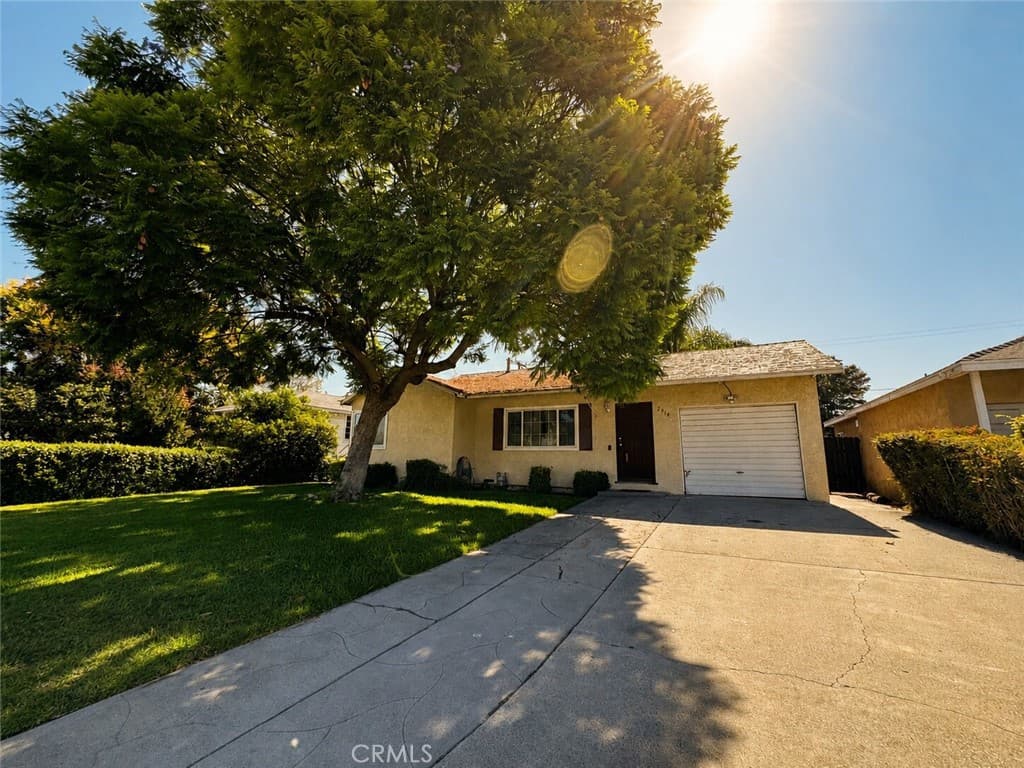 Home at 2918 Foss, Arcadia — photo 1 of 12