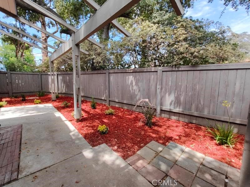 Home at 700 W Sierra Madre Boulevard 1, Sierra Madre — photo 12 of 12