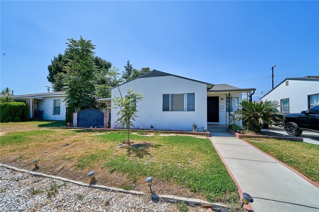 Home at 4255 Lynd Avenue, Arcadia — photo 1 of 12